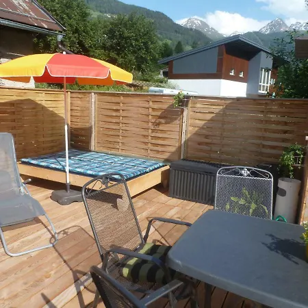 Hofer * ナウダース